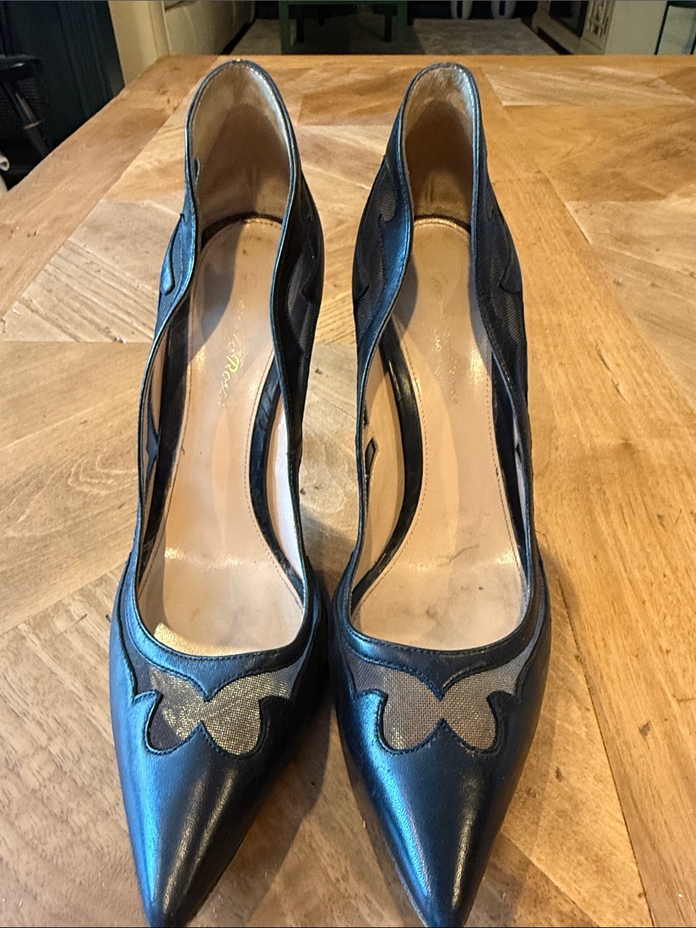 Gianvito Rossi Black Pointed-Toe Pumps with Silver Accent